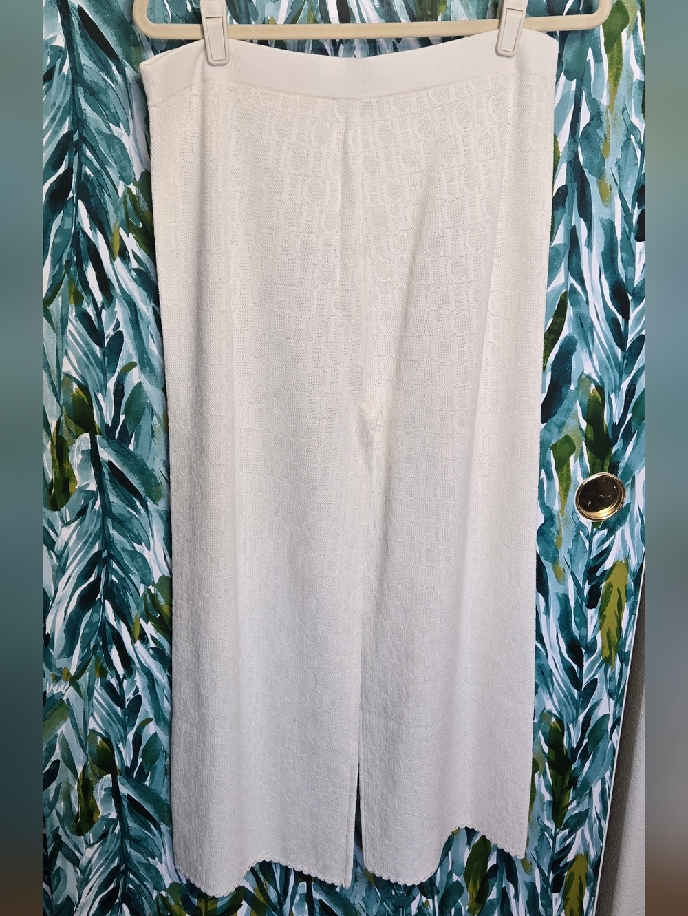 CH Carolina Herrera White Pointelle Straight Leg Knit Pants